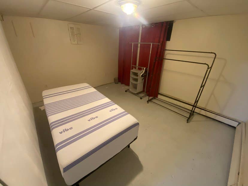 Room for rent $ all included