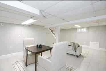 Bright & Spacious & Modern