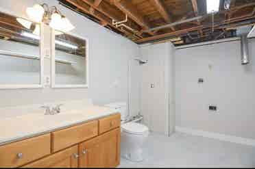 Bright & Spacious & Modern