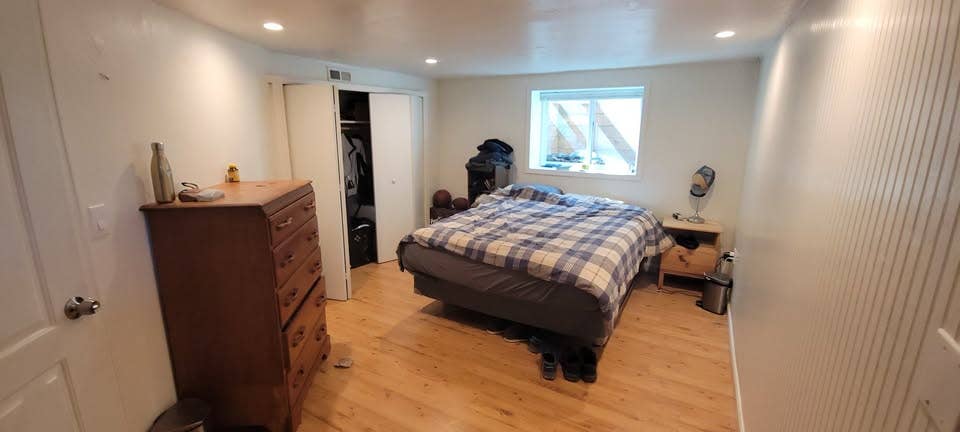 Room For Rent in  bath home