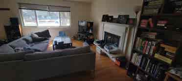 Room For Rent  Bath House