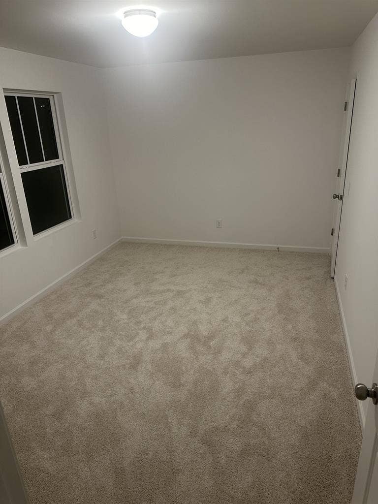 Room Available for Rent! 🏡