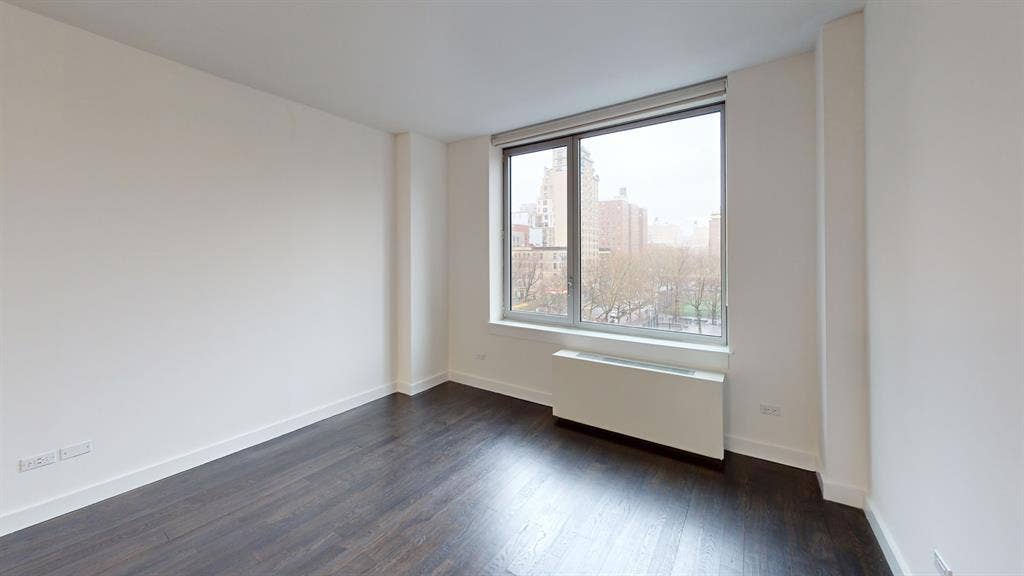 UWS Apartment/Room April