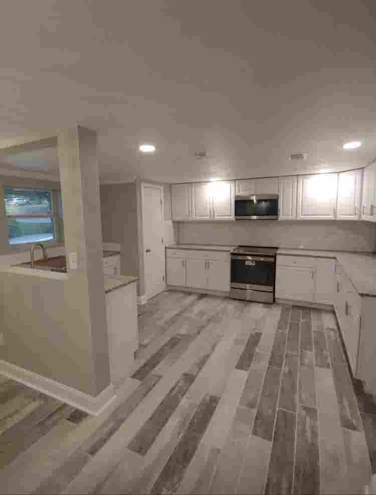 Looking for new roommate!