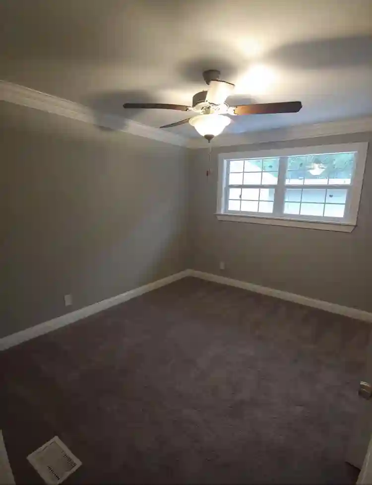 Looking for new roommate!