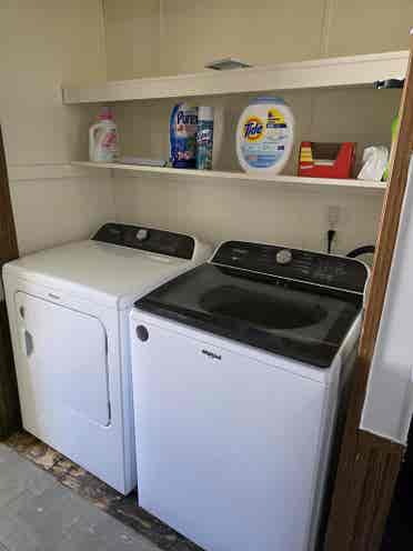 Room to rent  in SHARED mobile home