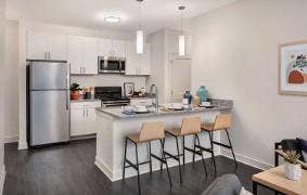 STUDENT SUMMER HOUSING !!!!