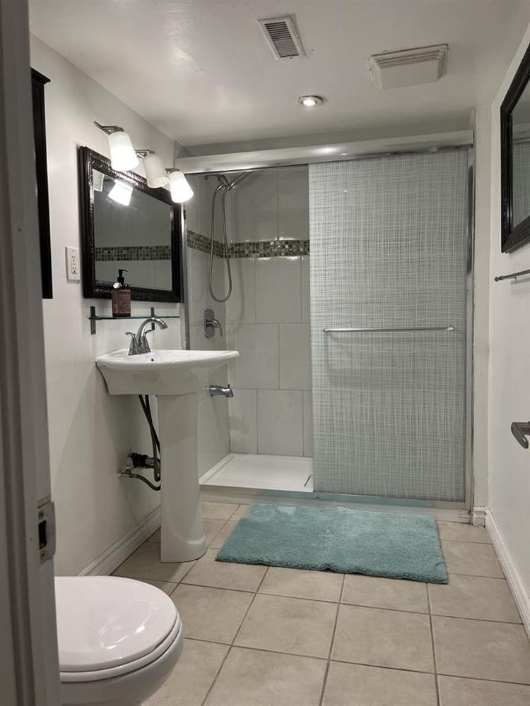 Furnished apartment