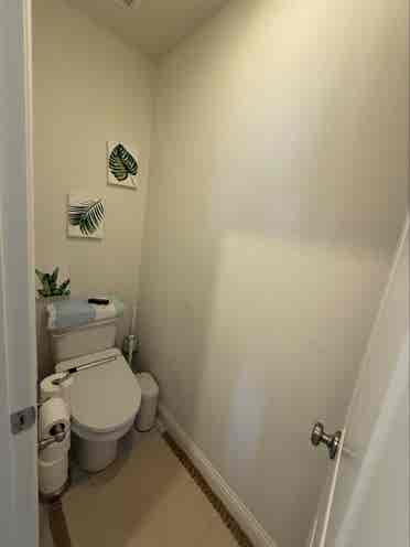 Master Bed/bath and office space