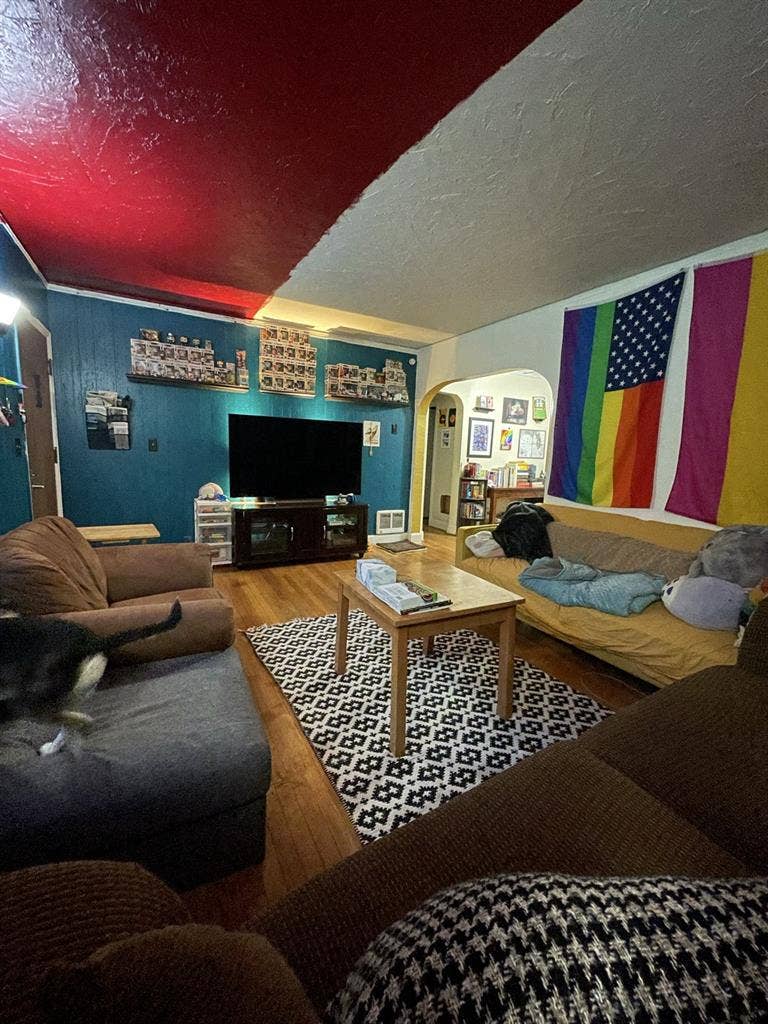 Bedroom and loft in Queer house