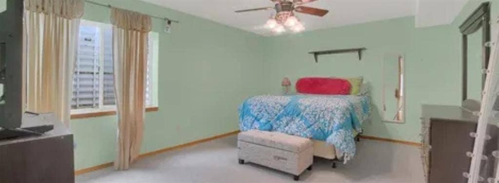 Looking for someone to rent a room