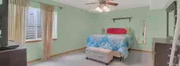 Looking for someone to rent a room