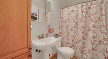 Looking for someone to rent a room