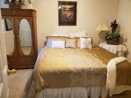 Entire Furnished Level of Condo