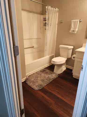 Nice quiet clean home nice neighbor