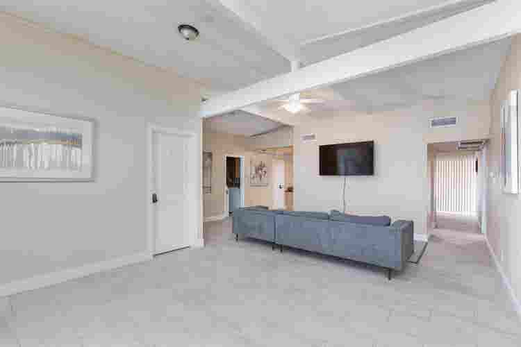 Fully Furnished Room in Las Vegas