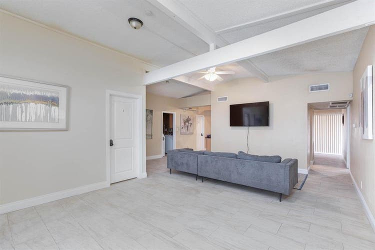 Fully Furnished Room in Las Vegas