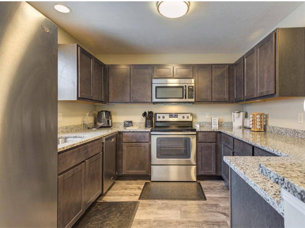 Looking to sublease a roomm