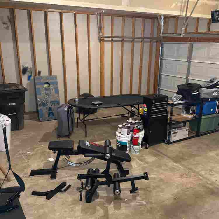Cozy room for rent! $ +/ utility