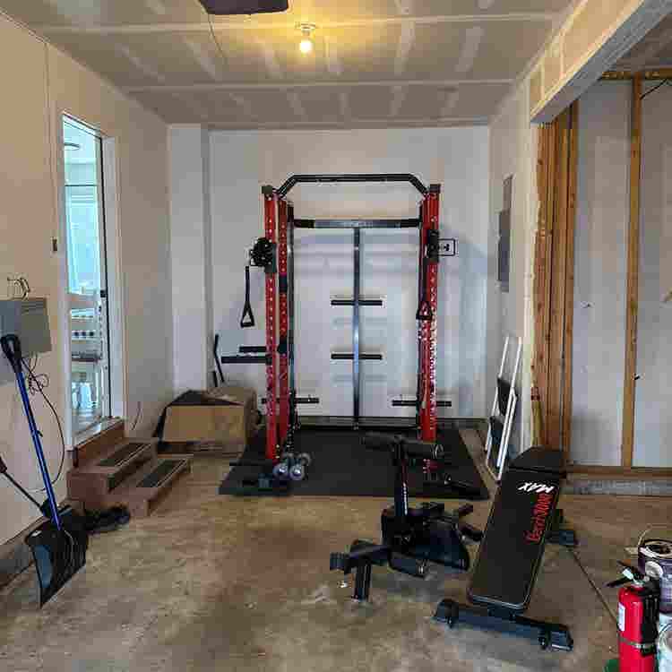 Cozy room for rent! $ +/ utility