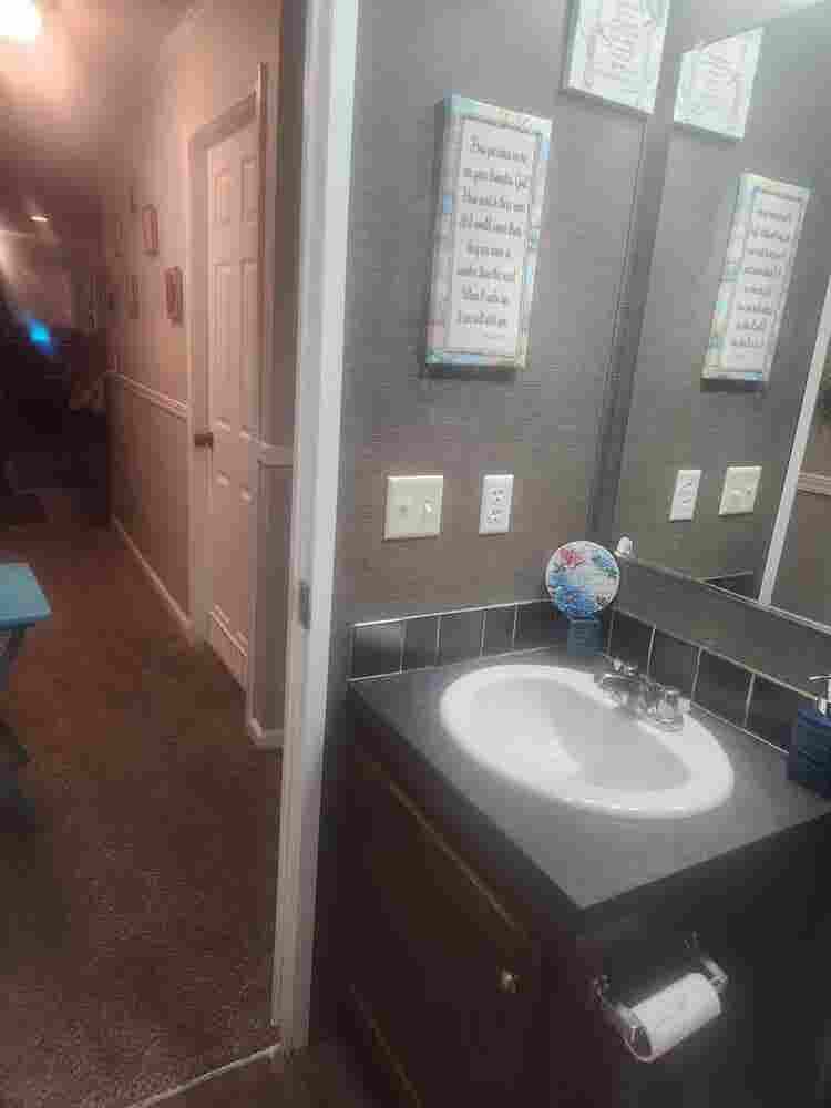 #1 Spare room for rent Lawrencevill