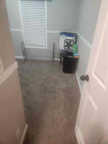 #1 Spare room for rent Lawrencevill