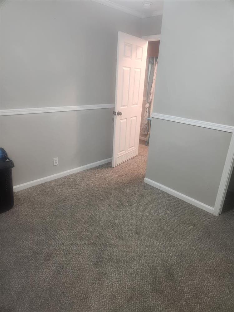 #1 Spare room for rent Lawrencevill