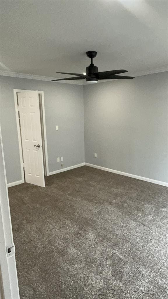 Looking for roomate to share