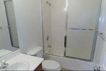 Private room w/ private 
bathroom!