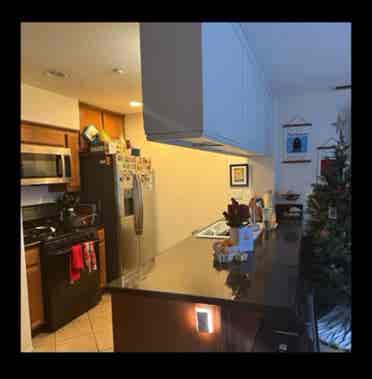 Private room w/ shared bathroom!