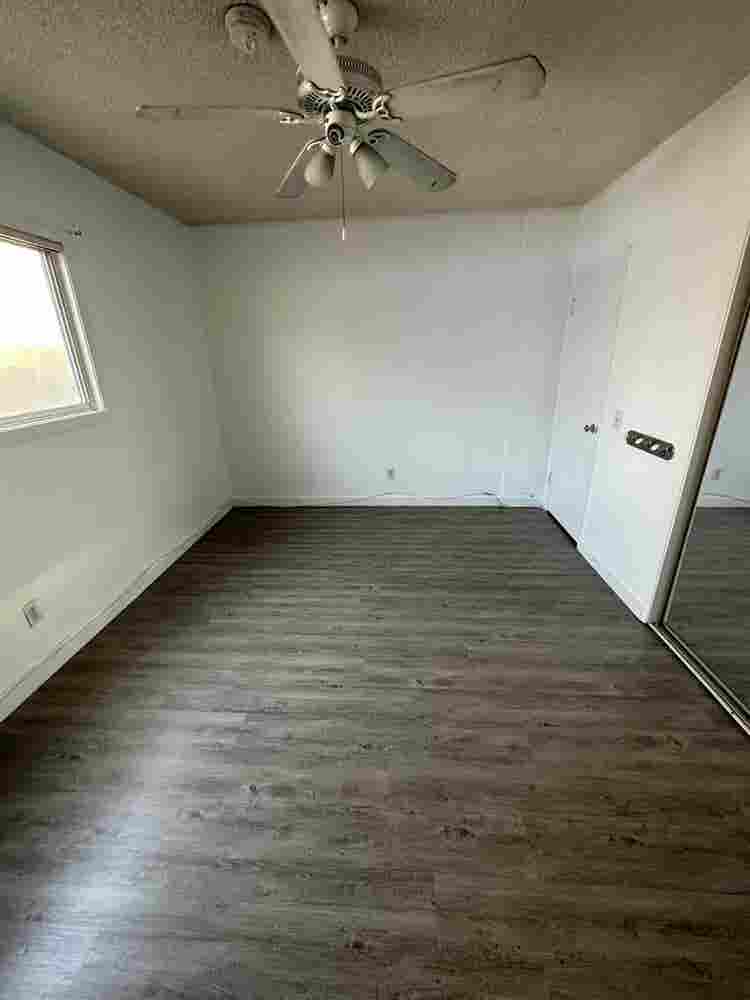 Spacious and Cozy Room in Glendale