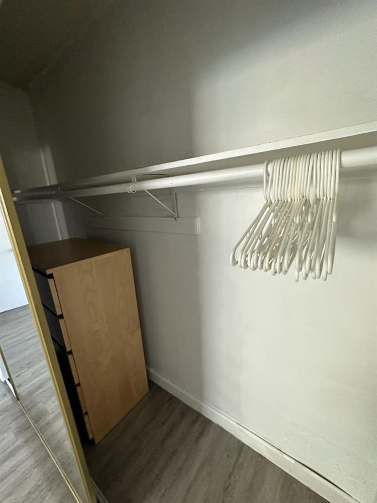 Spacious and Cozy Room in Glendale