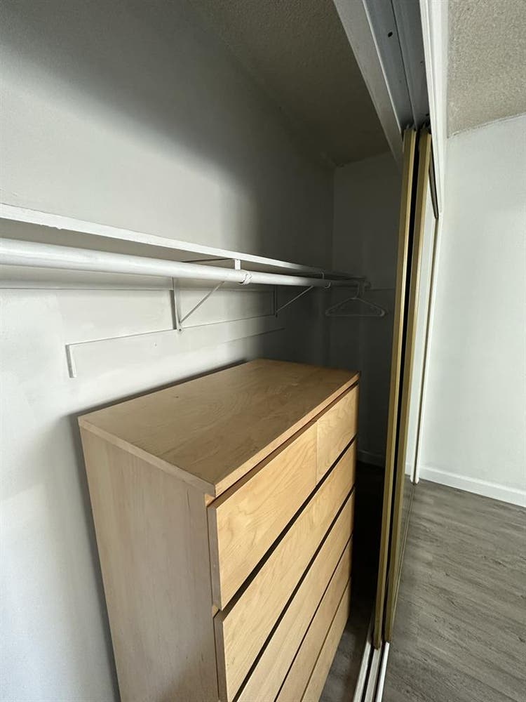Spacious and Cozy Room in Glendale