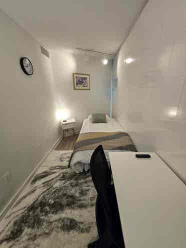 Private room,Great location in D.C.