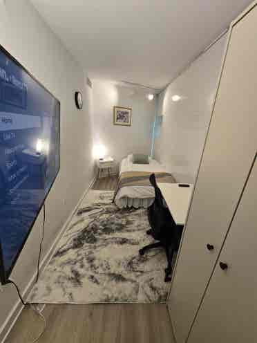 Private room,Great location in D.C.