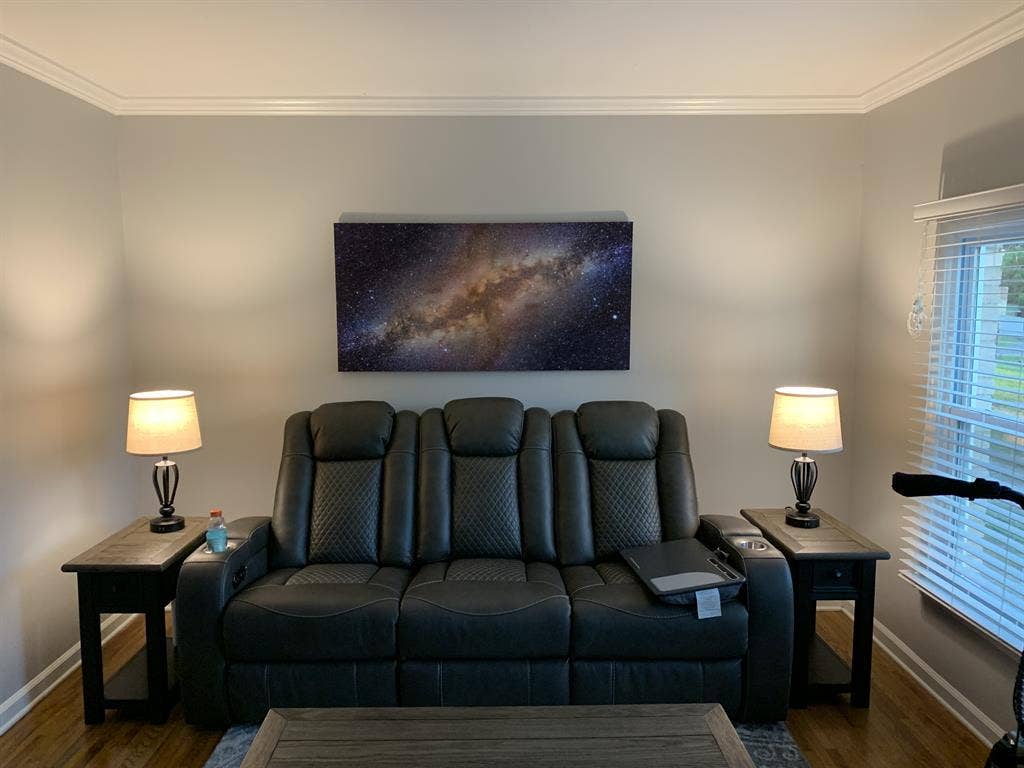 Room for Rent in House