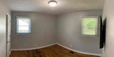 Room for Rent in House