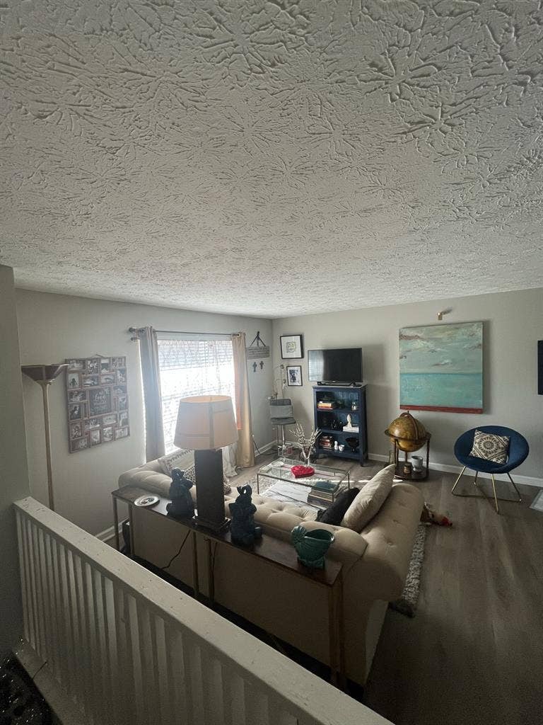 Room in beautiful Decatur home,