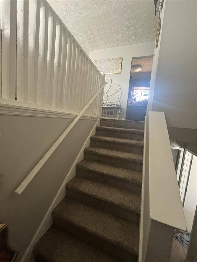 Room in beautiful Decatur home,