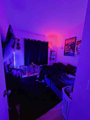Central Room available!!