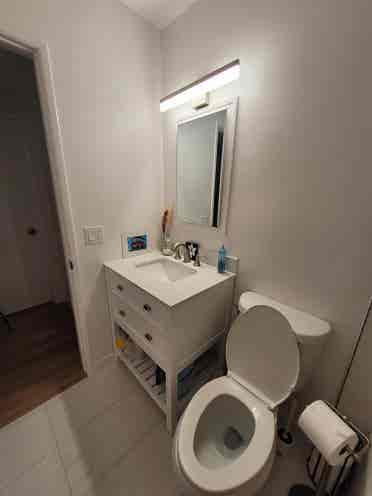 Central Room available!!
