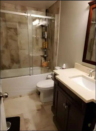 Female room rental -Avail. April 1