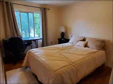 Female room rental -Avail. April 1