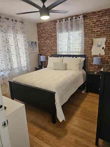Beautiful bedroom for rent.