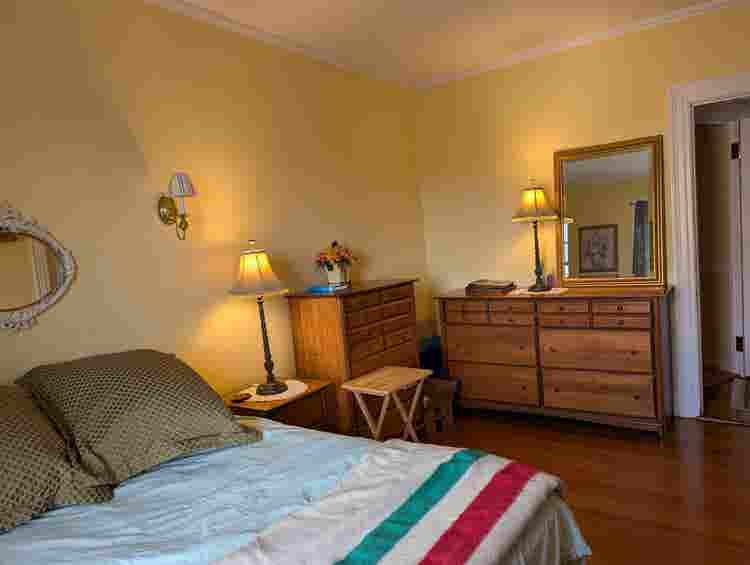 Beacon Hill furnished rooms