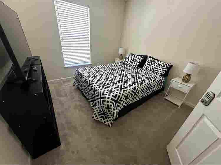 Private room for rent