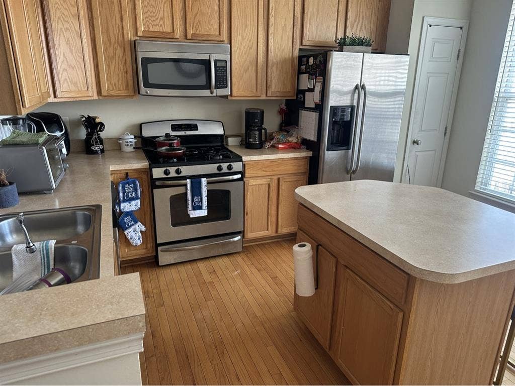 Private room for rent