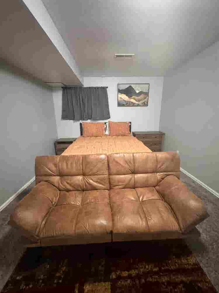 Cozy -Bath Furnished