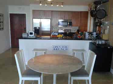 Penthouse share w World Class Views
