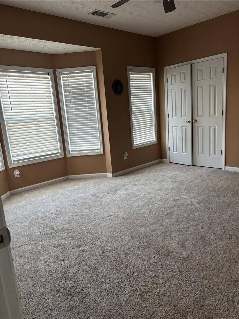 Available- 1 Bed and Bath / mo